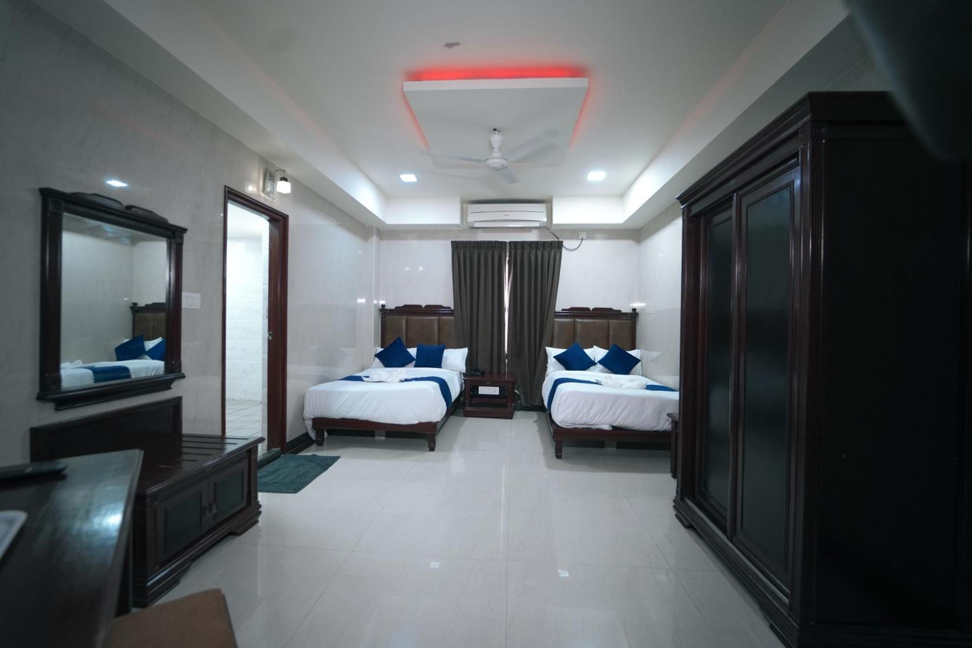 Mazus Urban Express Hotell Mysore Eksteriør bilde